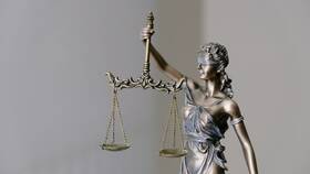 Почему звонят компании юридических услуг в Крокс