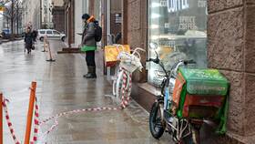 Причины высокой стоимости курьерской доставки на Ozon в Крокс